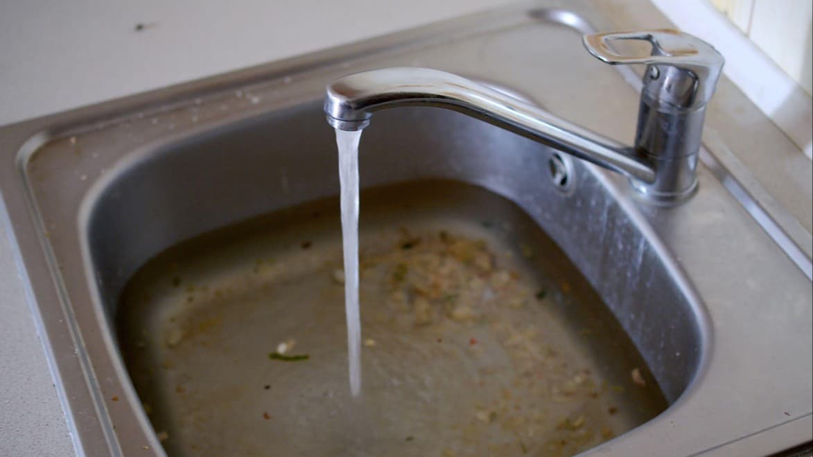 How to Fix a Slow Draining Plughole cover image